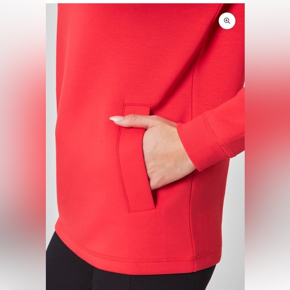 MONDETTA ‘Luscious Red’ Boxy Top - Picture 8 of 10